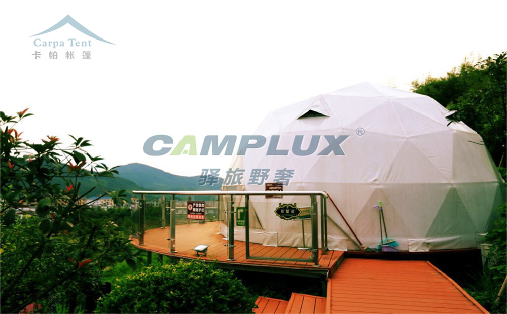 俄木塘草原花海精品星空帐篷酒店