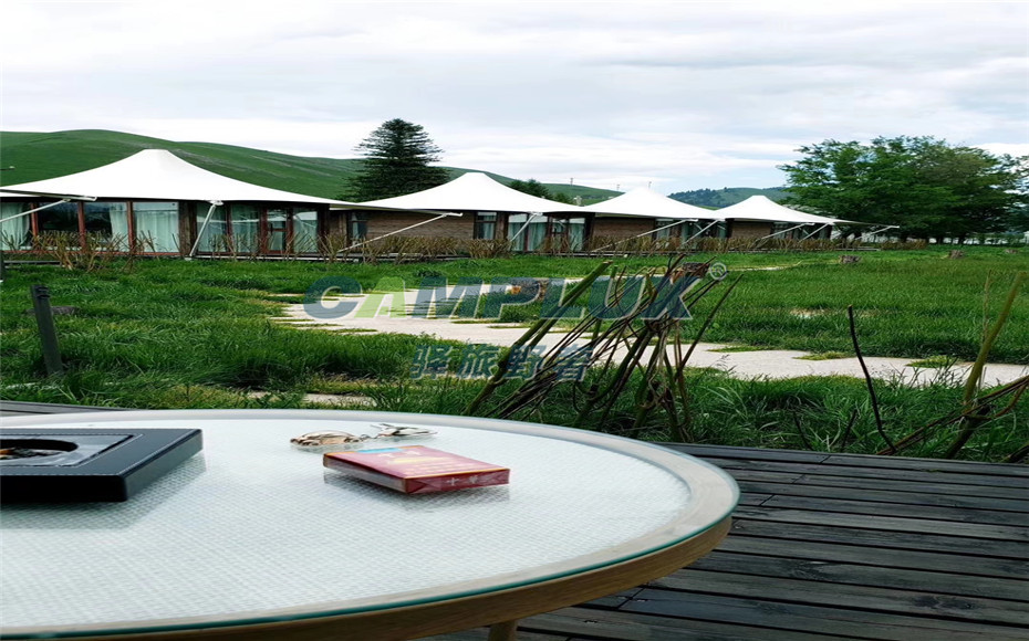 新疆伊犁汽车自驾游营地270°野奢帐篷营地