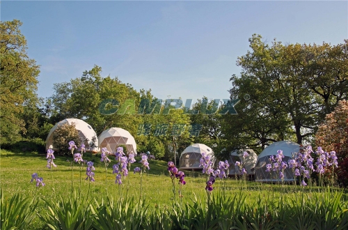 俄木塘草原花海精品星空帐篷酒店